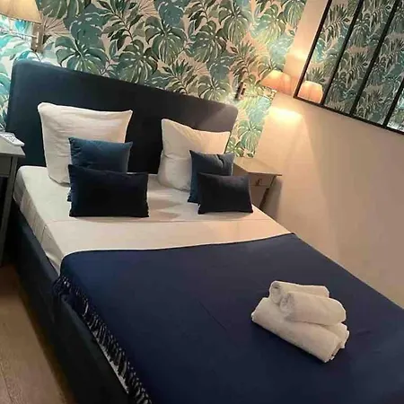 شقة 06a4 - Situation Exceptionnelle Au Port De *