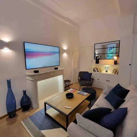 06a4 - Situation Exceptionnelle Au Port De Apartamento *